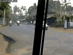 У нас так же на раёне ездят