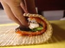 Суши-бары отказываются от использования продуктов из Японии, опасаясь радиации