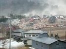 Новое ВИДЕО японского цунами: волна смывает деревню, преследуя по пятам бегущих людей