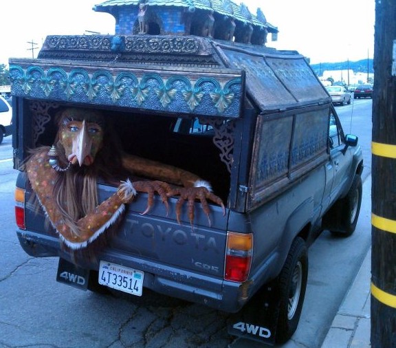 увидев их на дороге, обосрешься