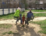 Детские и спортивные площадки Первоуральска нуждаются в ремонте. Видео