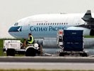 Авиакомпания Cathay Pacific расследует, откуда взялись фотографии секса в кабине ее самолета