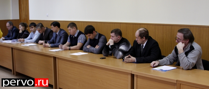 Первоуральским коммунальщикам дали ещё 6 дней для наведения порядка. СТК и «управляшки» работают без выходных