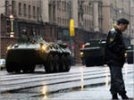 Блогеры публикуют фото колонн военных на улицах Москвы, в МВД не могут это объяснить
