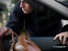 В Первоуральске участились случаи краж барсеток из автомобилей