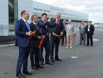 Свердловская область продает акции «Кольцово», за которые бился Мишарин. На полученные деньги откроем представительство в Париже