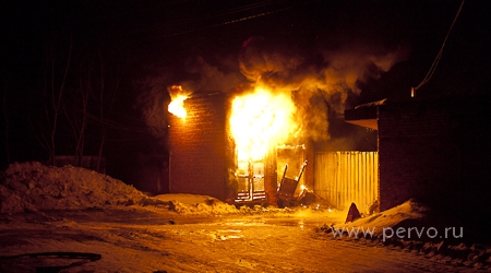Из-за пожара на трансформаторной подстанции Первоуральск погрузился в сумрак