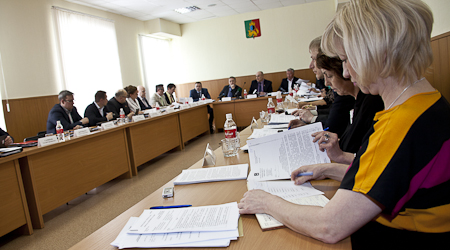 Депутаты проголосовали «за» введение в Первоуральске поста Сити-менеджера