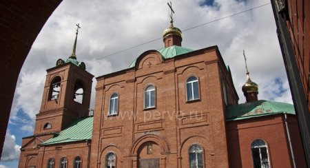 В Первоуральске в храме Петра и Павла готовятся к Святому Христову воскресению 5 мая