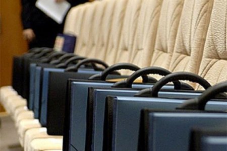 Куйвашев уточнил полномочия чиновников, внеся поправки в областной закон об административных правонарушениях