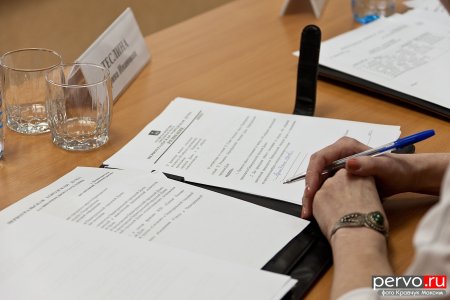 В Первоуральске горе депутаты сорвали кворум