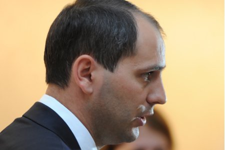 Денис Паслер устроил разнос мэрии Екатеринбурга из-за запрета остановок для междугородних автобусов