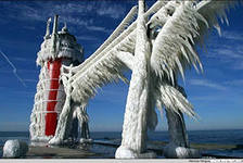 В Торонто могут объявить режим чрезвычайной ситуации из-за ледяного шторма