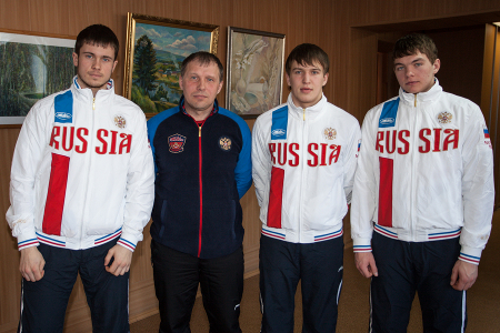Первоуральск сегодня чествовал чемпионов мира