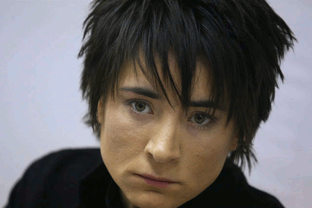 Земфира отказалась подавать в суд на Эрнста за использование ее песни на открытии Олимпиады