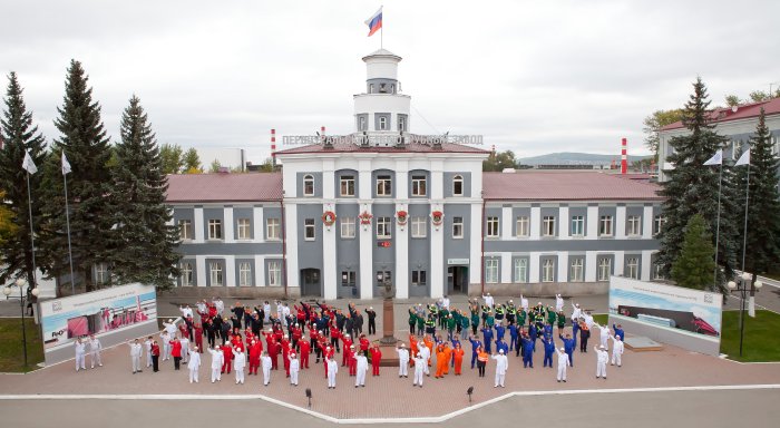 ПНТЗ – благотворительная акция «80 добрых дел»