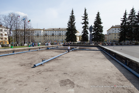 Фонтан на площади Победы может заработать уже в эти выходные