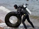 Со дна Байкала подняли банок, автомобильных покрышек и "царской утвари" почти на целую тонну