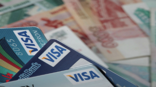 Visa не исключает ухода с российского рынка