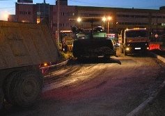 Дороги в Первоуральске теперь ремонтируют и ночью