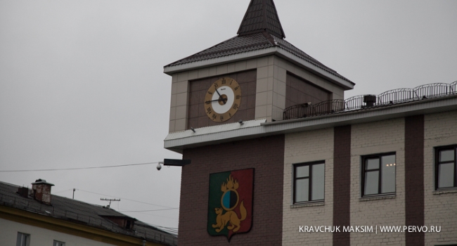 В центре Первоуральска часы будут переводить вручную
