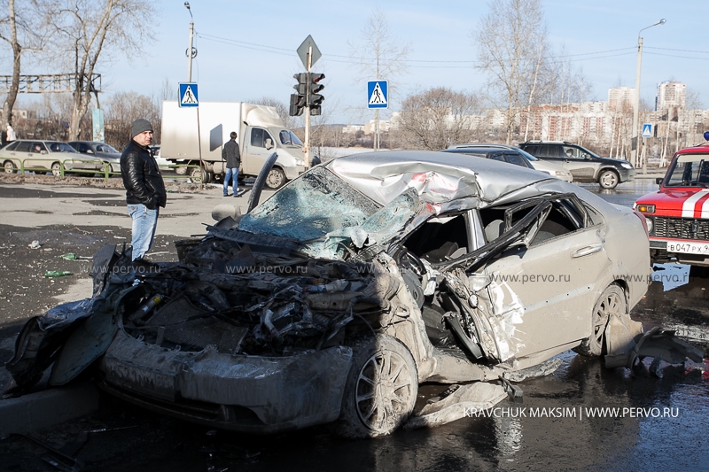 В Первоуральске произошло два серьезных ДТП. Видео