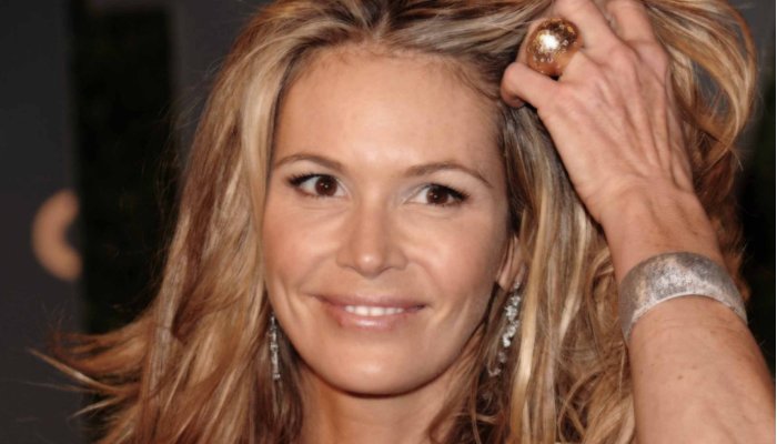 СМИ: супермодель Эль Макферсон может стать матерью в 51 год