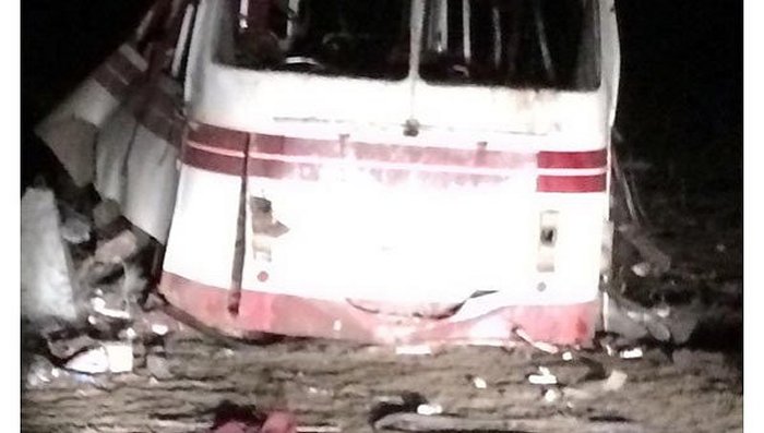 МВД: автобус подорвался в Донбассе по вине водителя