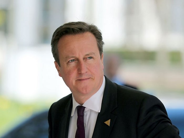 Кэмерон победил Милибэнда на теледебатах