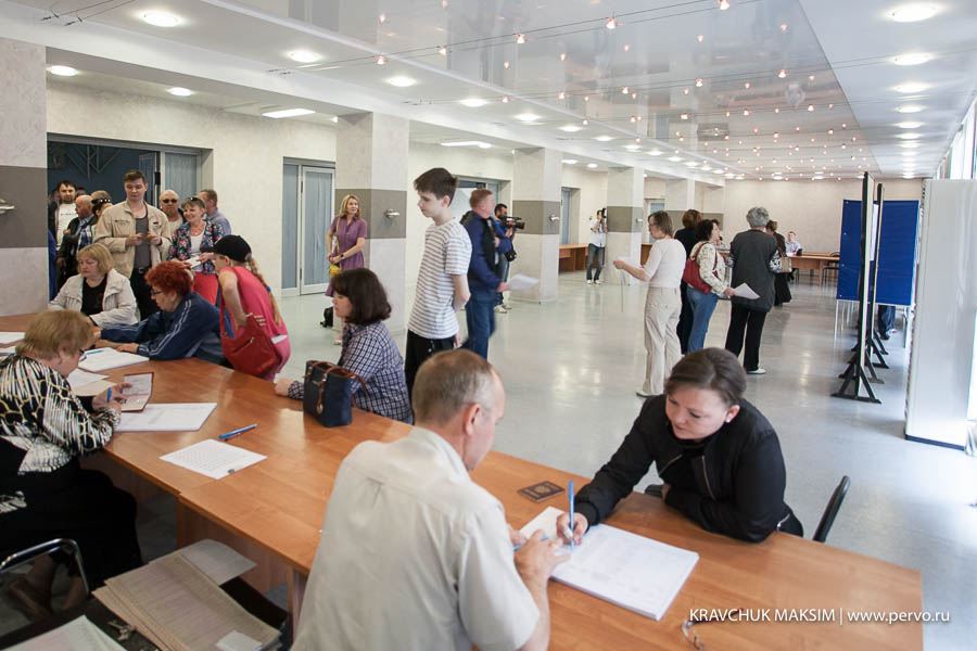 фото с избирательных участков. онлайн фото с избирательных участков.