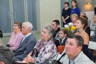 Депутаты вручили знаки отличия «Материнская доблесть» и «Совет да любовь» Депутаты вручили знаки отличия «Материнская доблесть» и «Совет да любовь»