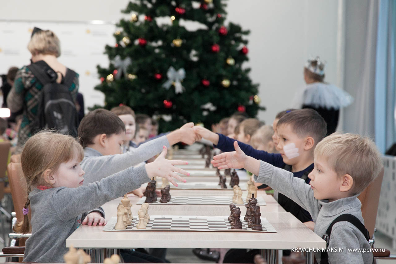 Пятилетние гроссмейстеры Первоуральска встретились турнире «Шахматные звездочки»