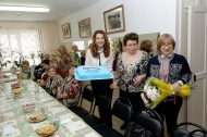 Наталья Воробьева поздравила ветеранов и общественников с праздниками Наталья Воробьева поздравила ветеранов и общественников с праздниками