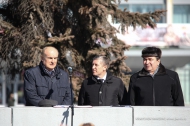 Министр энергетики и ЖКХ принял парад коммунальной техники в Первоуральске Министр энергетики и ЖКХ принял парад коммунальной техники в Первоуральске