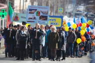 Министр энергетики и ЖКХ принял парад коммунальной техники в Первоуральске Министр энергетики и ЖКХ принял парад коммунальной техники в Первоуральске