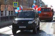 Министр энергетики и ЖКХ принял парад коммунальной техники в Первоуральске Министр энергетики и ЖКХ принял парад коммунальной техники в Первоуральске