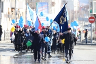 Министр энергетики и ЖКХ принял парад коммунальной техники в Первоуральске Министр энергетики и ЖКХ принял парад коммунальной техники в Первоуральске