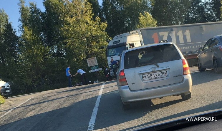 В результате ДТП мотоциклист угодил под фуру