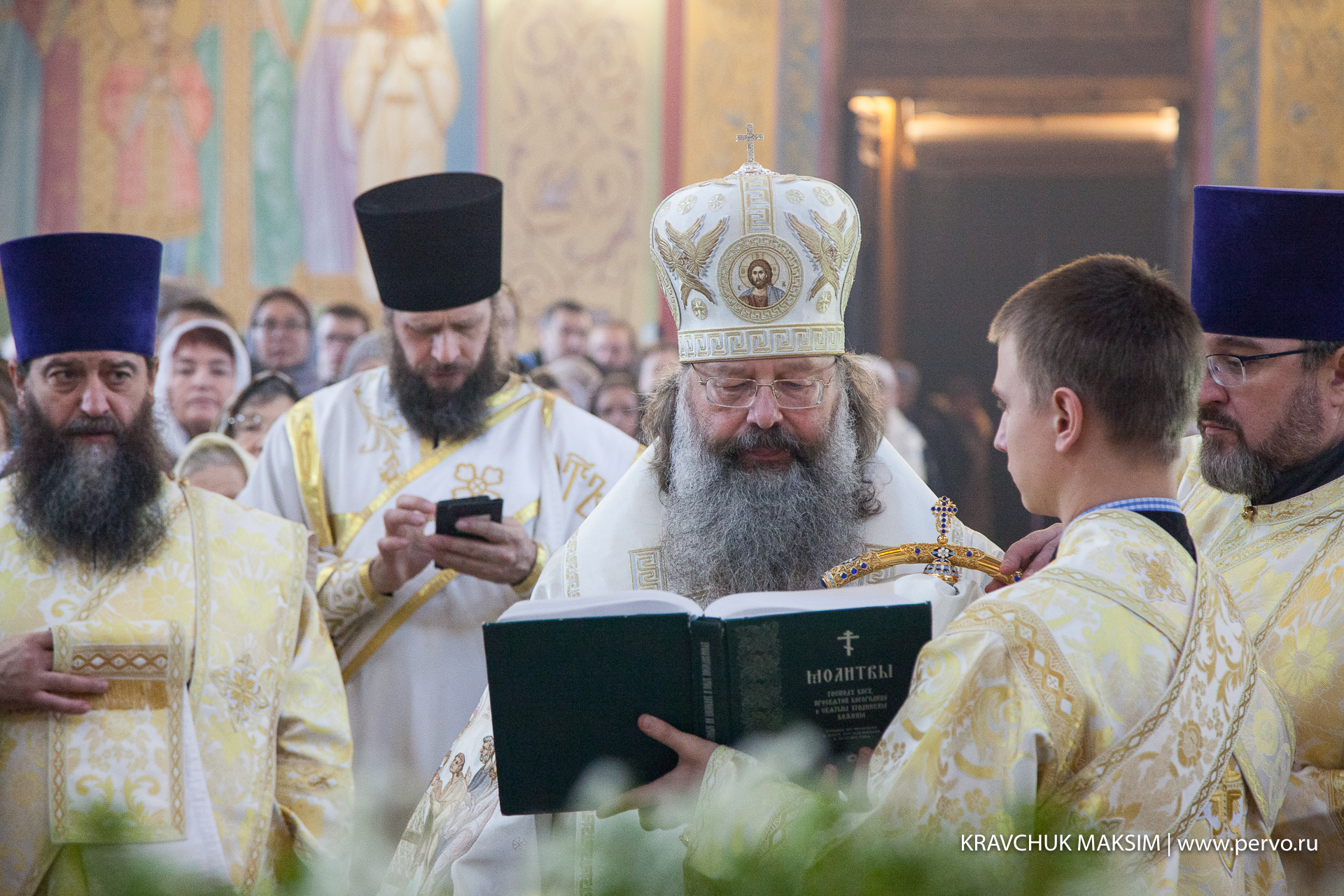 Митрополит Кирилл совершил Божественную литургию в Петро-Павловском храме города Первоуральска