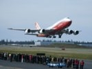 Самый длинный пассажирский самолет в мире впервые поднялся в воздух. Полет прошел "как по маслу"