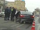 На Тверской в ДТП попала BMW администрации президента, ехавшая по встречной. ВИДЕО