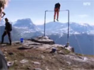 Норвежский экстремал выжил после падения с турника на высоте в 1200 метров. ВИДЕО