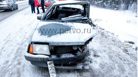 В Первоуральске произошло ДТП с тремя автомобилями