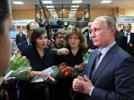 Путин забыл свои слова про "двушечку" Pussy Riot и переадресовал вопросы об УДО в независимый суд