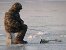 Пожарный из Первоуральска спас рыбака, потерявшего сознание на льду