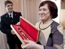 Глава ветеранов МВД Первоуральска Фаина Носарева получила кортик