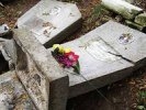 Подростки устроили погром на кладбище в Первоуральске