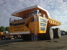 «БелАЗ» выпустил самый большой в мире самосвал грузоподъемностью 450 тонн