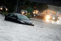 Ливень затопил ряд улиц в центре Ростова-на-Дону
