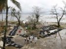 Власти Филиппин официально подтвердили гибель 1833 человек от тайфуна "Хайян"
